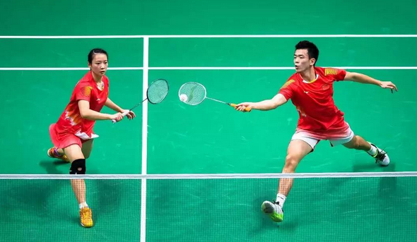 王牌得分手在比赛中助球队逆转胜利