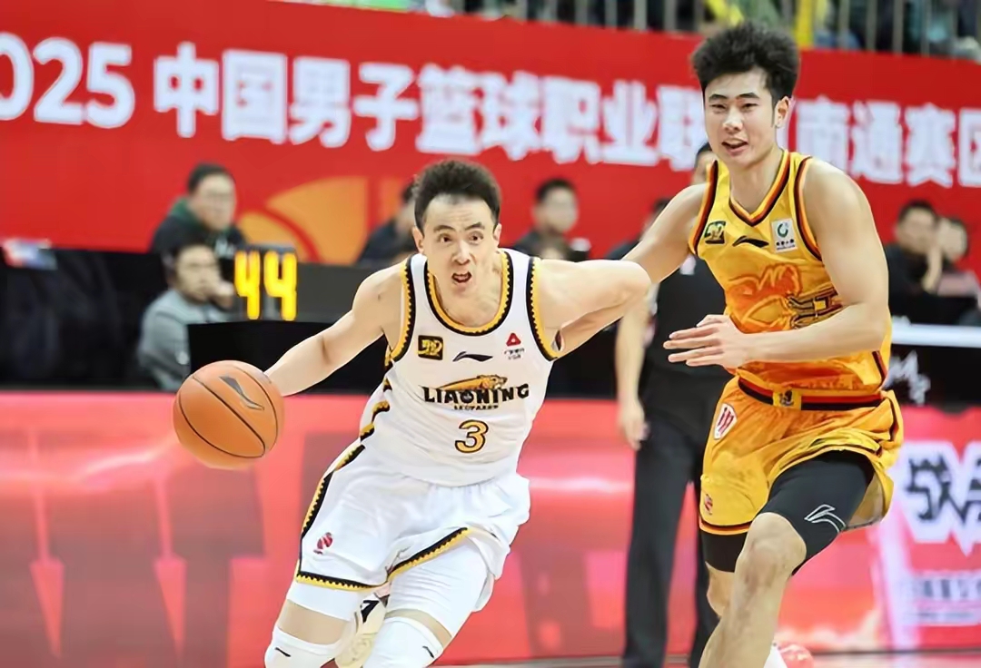 江苏队遭遇连败！球队寻找突破之路的简单介绍