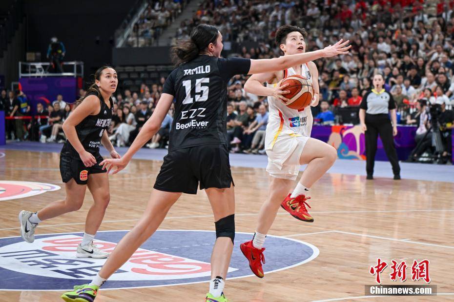 爱游戏登录入口-福建女篮击败云南，成功晋级