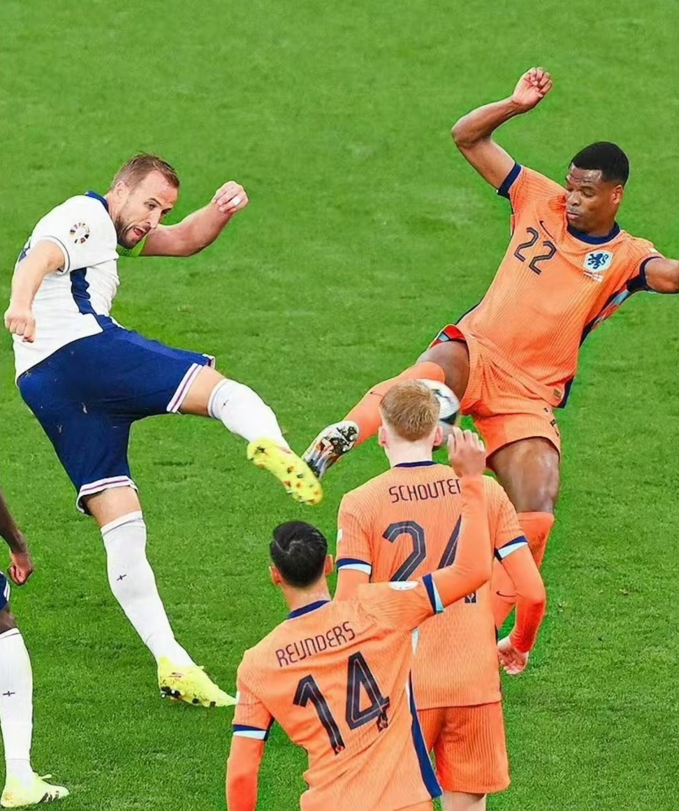 荷兰队主教练回应输给英格兰:我们会总结经验,更强壮地回归的简单介绍 荷兰队主教练回应输给英格兰:我们会总结经验,更强壮地回归的简单介绍