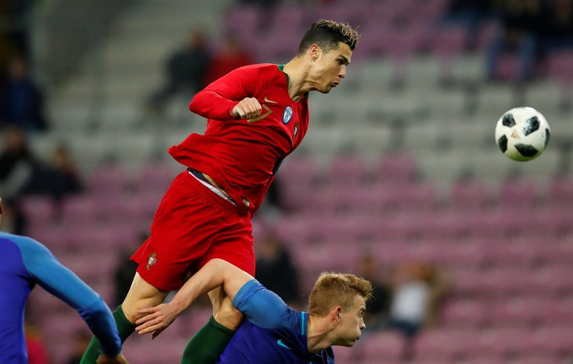 爱游戏app下载-葡萄牙门将扑救关键球门，力保零封的简单介绍