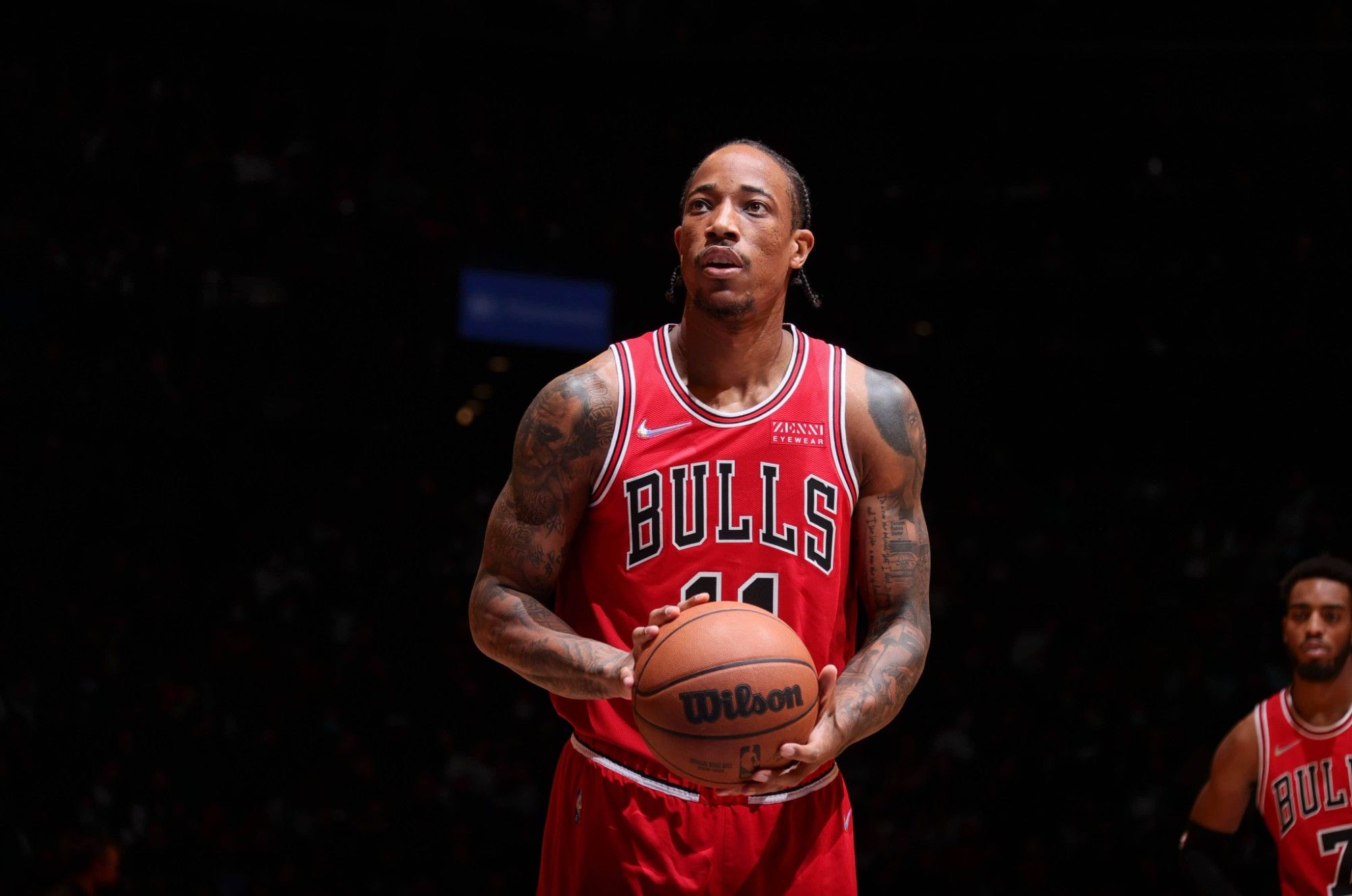 快船不敌马刺,德罗赞全场压制 快船不敌马刺,德罗赞全场压制