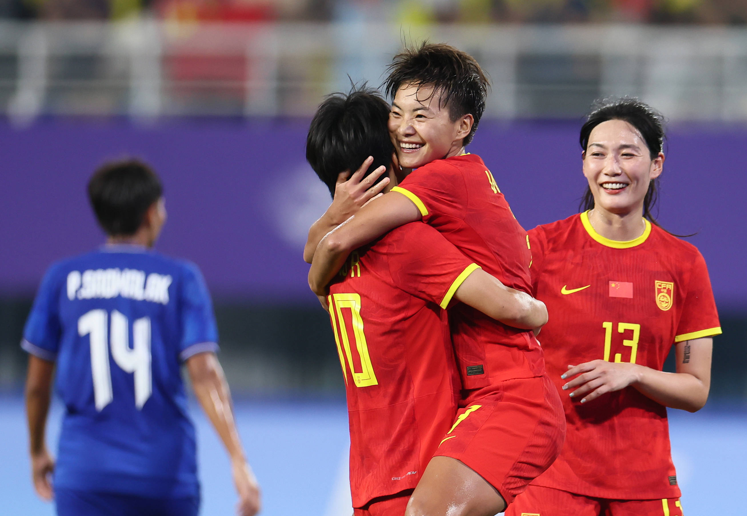 日本女足队员实力不俗,备战重要比赛 日本女足队员实力不俗,备战重要比赛