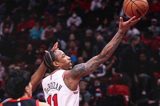 雄鹿队主场奏凯，取得关键胜利